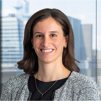 Headshot of Alexandra Leubecher